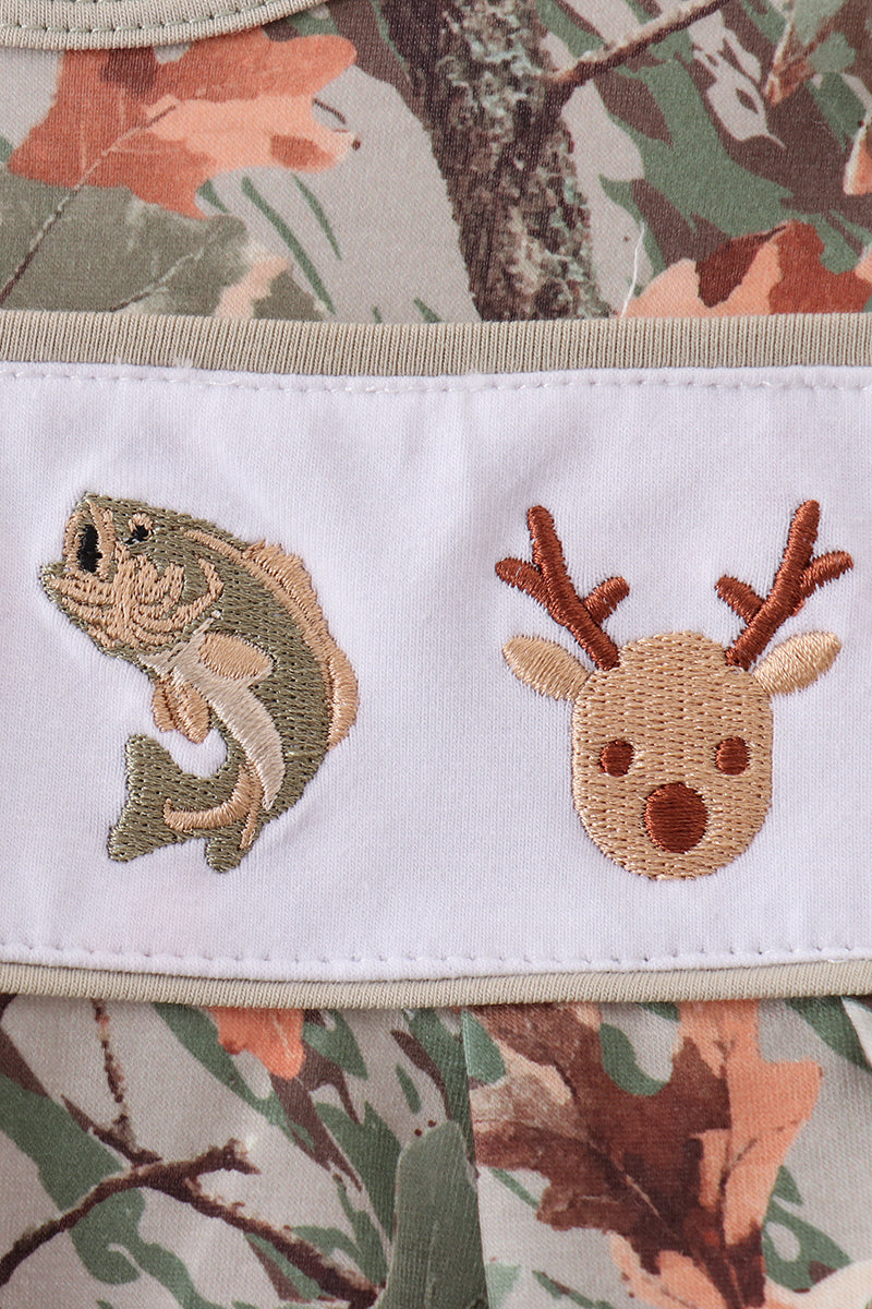 Camo Wildlife Embroidered Bubble