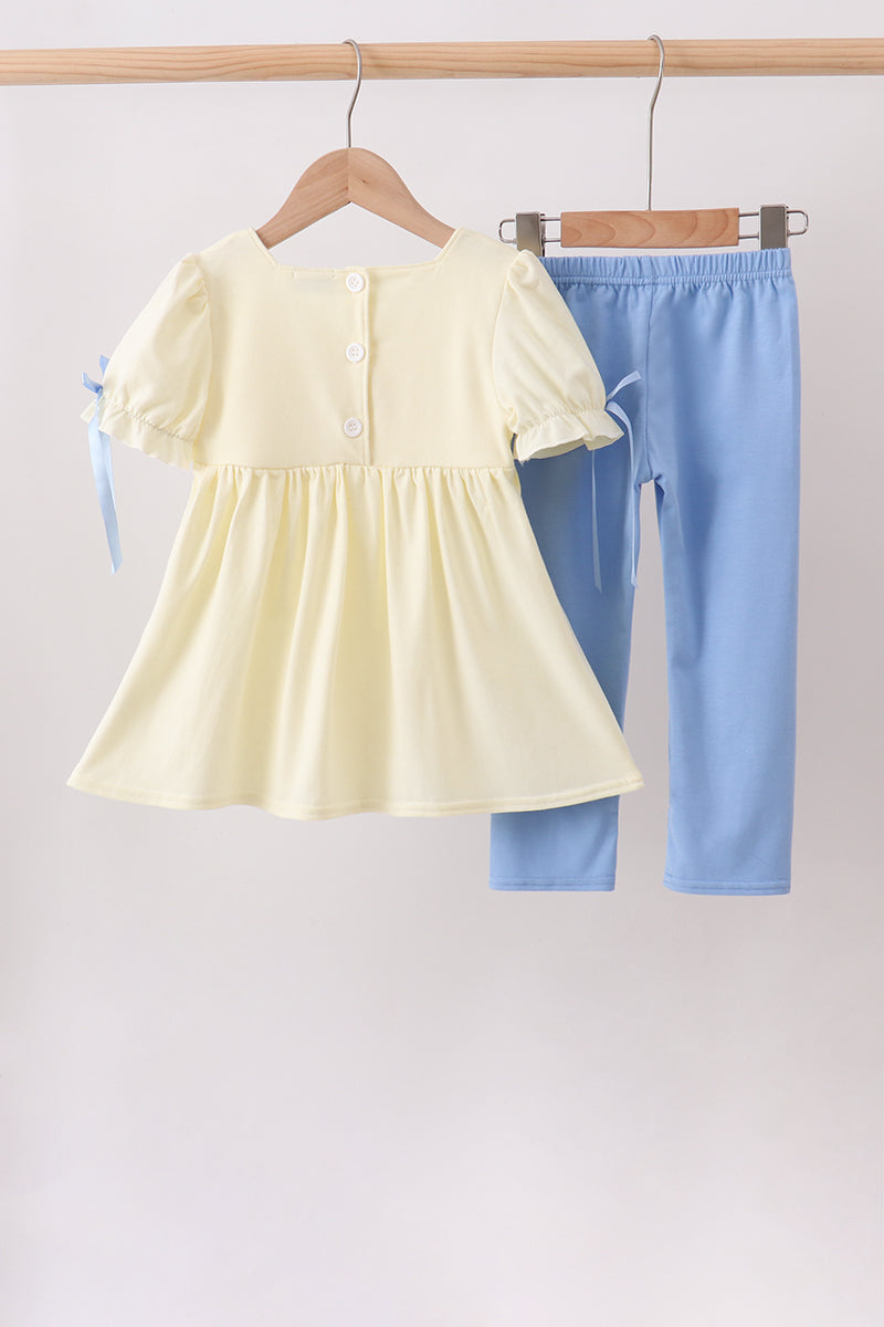 Cream smocked bow pants set