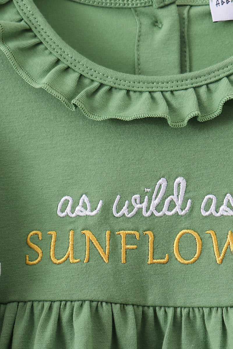 Green Sunflower Applique Ruffle Shorts Set