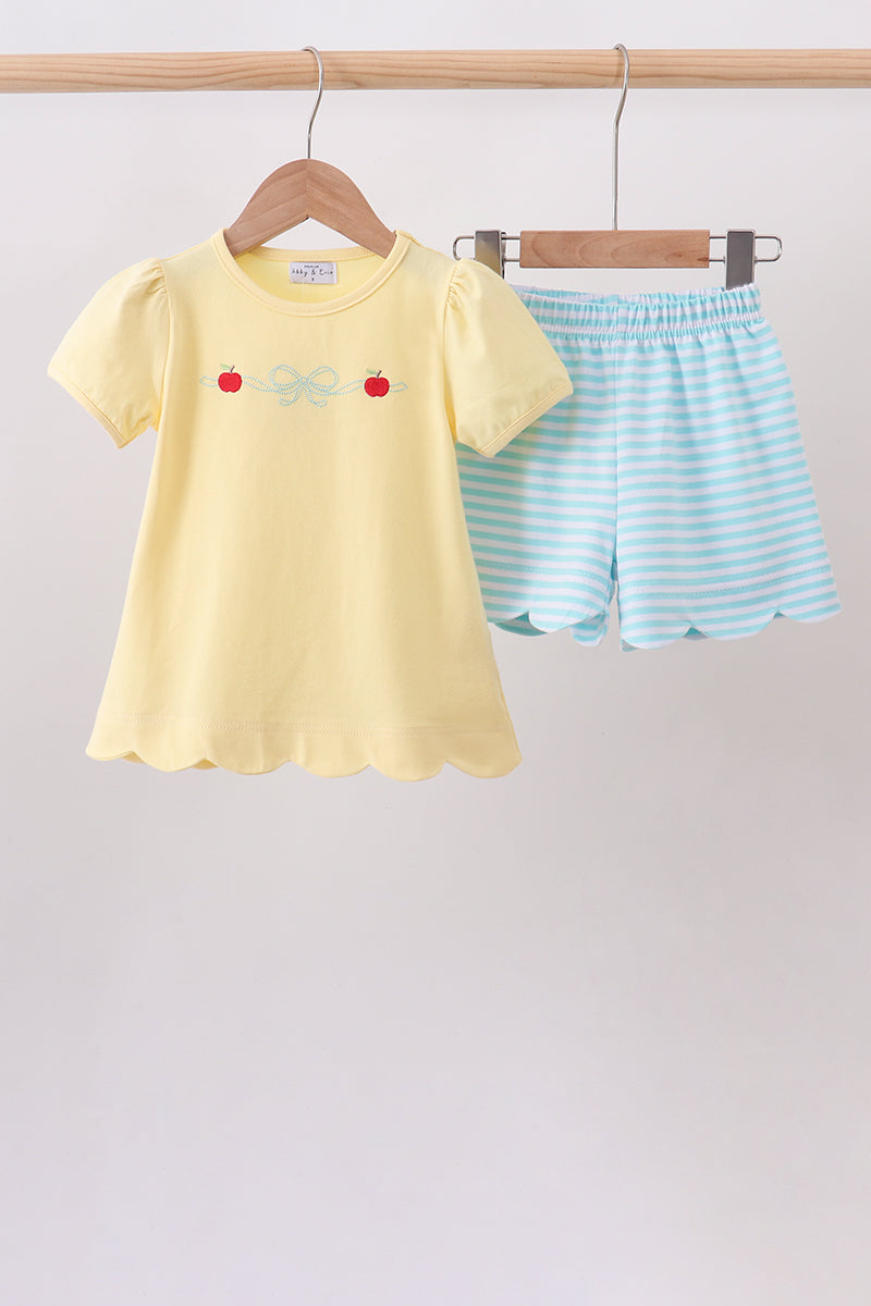 Yellow Apple Embroidery Scalloped Set